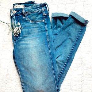 Abercrombie High Rise Jeggings